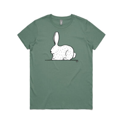 'Giant Mountain Rabbit' Women's Maple T-shirt  Thumbnail